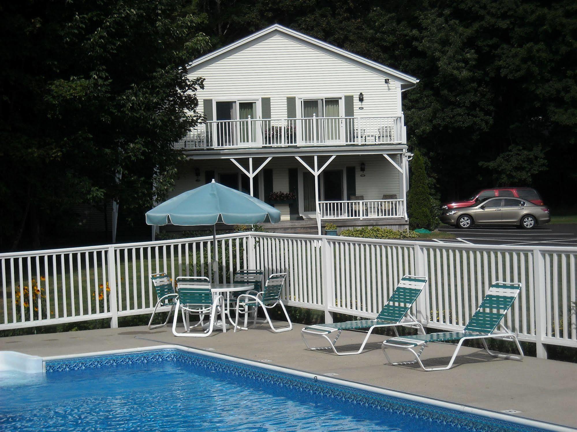 Cromwell Harbor Motel 巴港 外观 照片